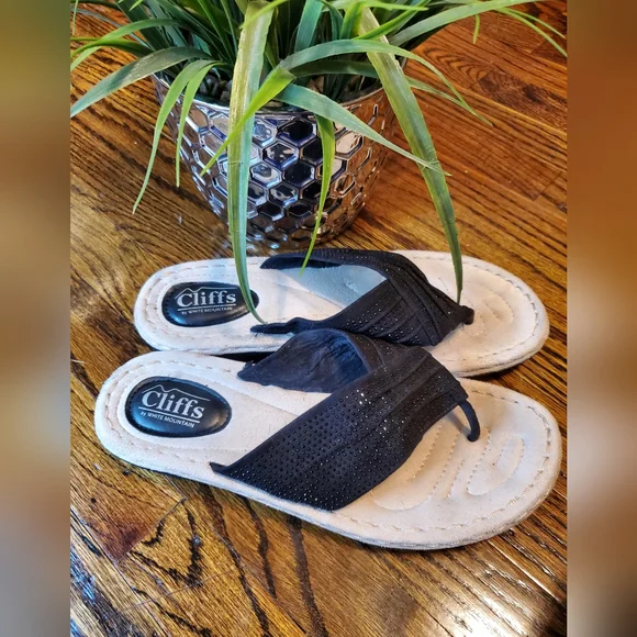 Cliffs By White Mountain Calvert Black  Sandal - Picture 4 of 7